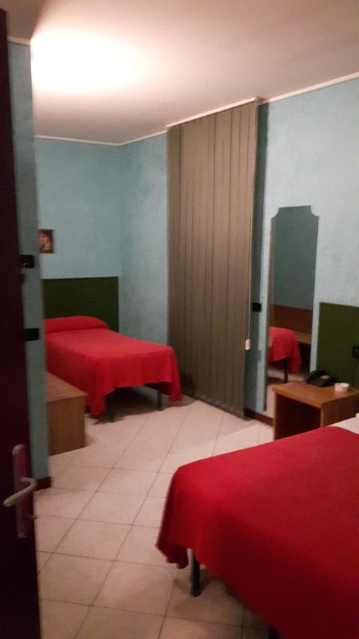 Hotel Armida Castenedolo Extérieur photo